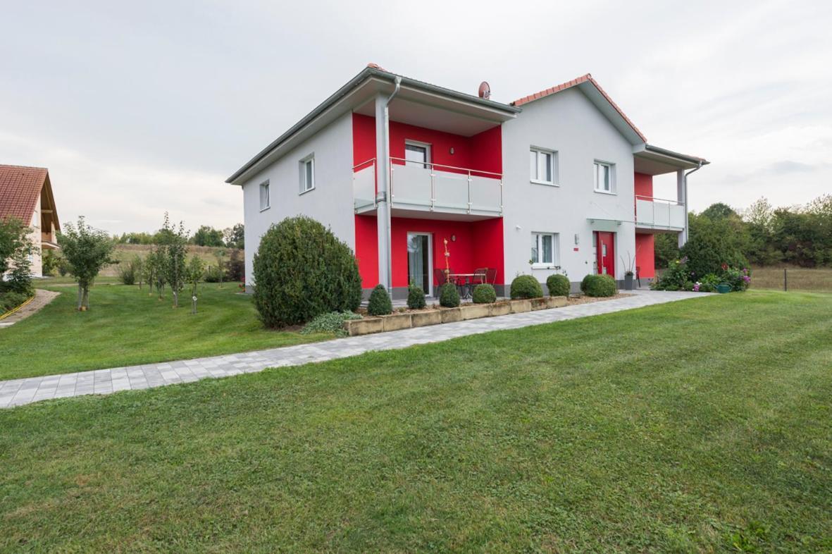 Hofmann'S Apartements & Ferienwohnungen Oberdachstetten Eksteriør bilde