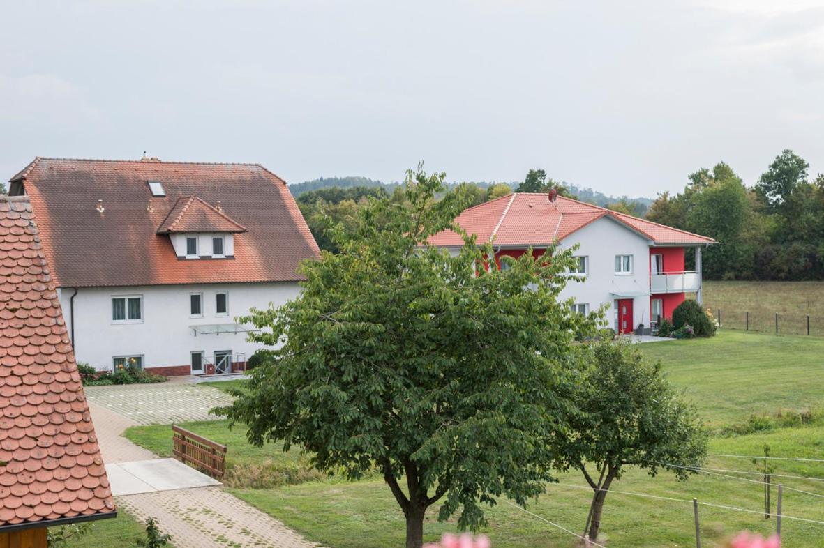 Hofmann'S Apartements & Ferienwohnungen Oberdachstetten Eksteriør bilde