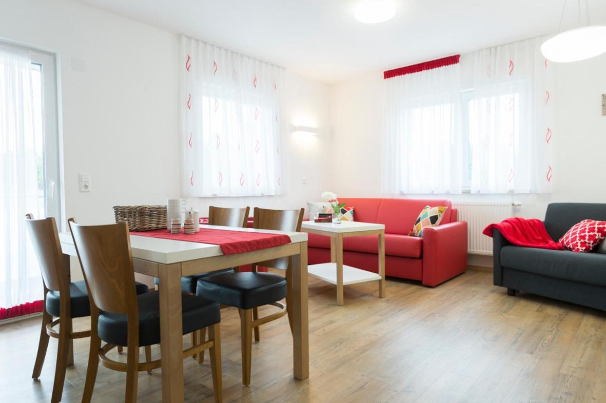 Hofmann'S Apartements & Ferienwohnungen Oberdachstetten Eksteriør bilde